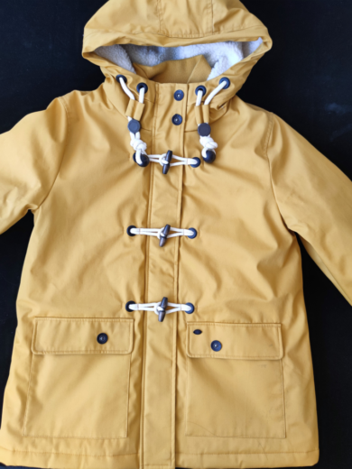 WOMAN'S COAT